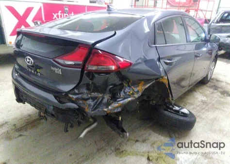 2017 Hyundai Ioniq Hybrid Blue z USA, uszkodzony, nr VIN KMHC65LC6HU032269